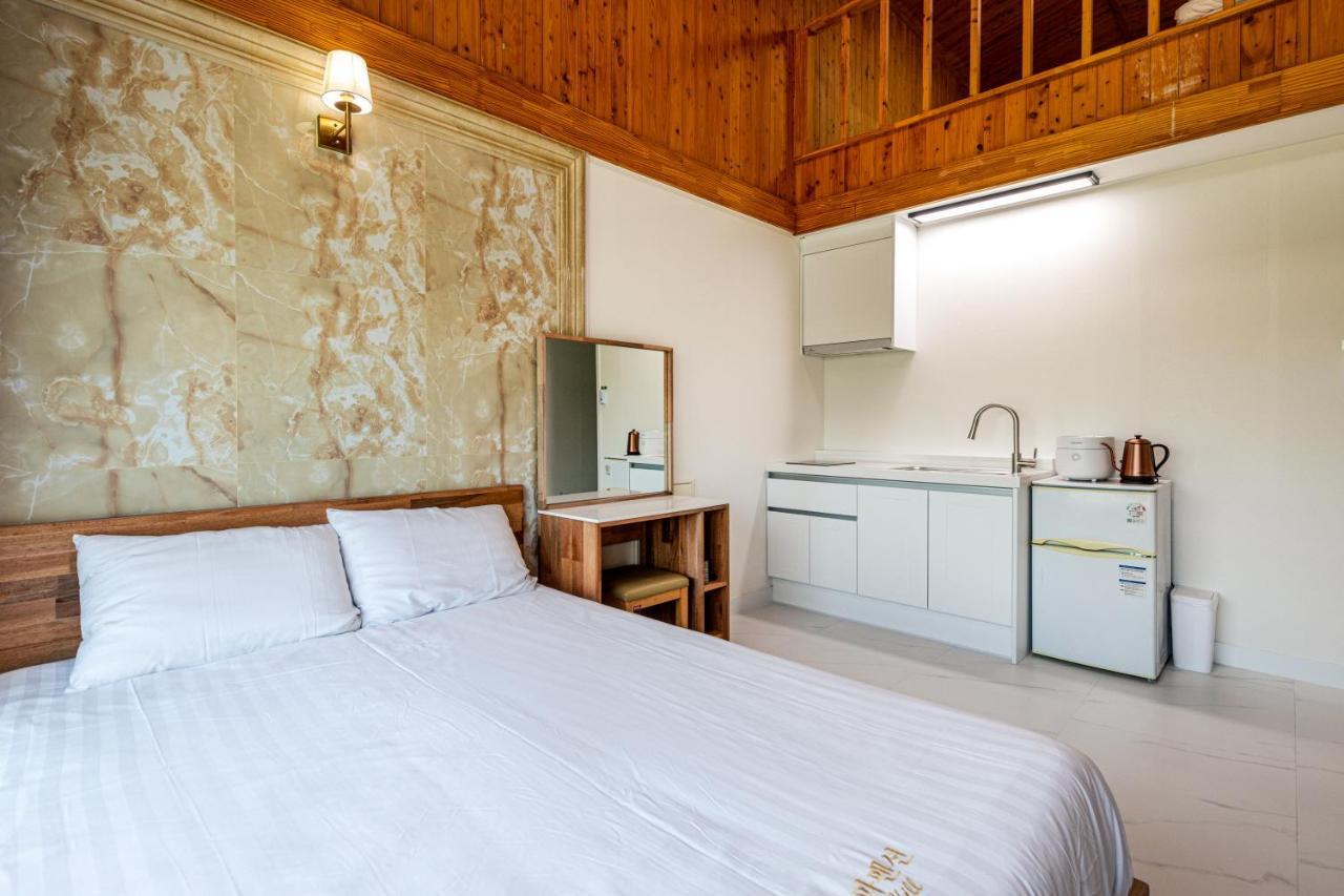 Aewol Oceanstay Jeju Exterior foto